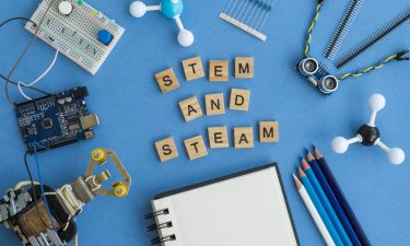 STEM and STEAM photo